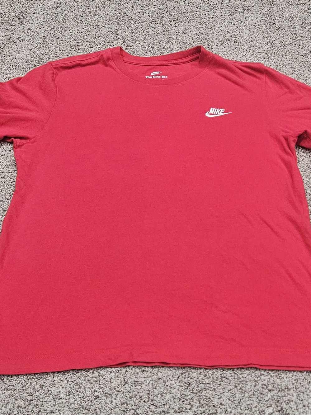 Nike Men’s Red Crewneck T-Shirt